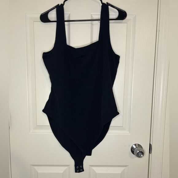 Old Navy Womans Double-Layer Scoop-Neck Bodysuit - XL - Picture 2 of 6